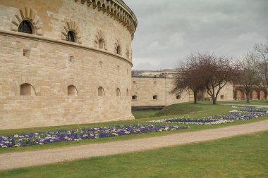 Bahar Ingolstadt, İlkbaharda Alman şehrinde bir park, Klenzepark