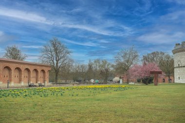 Bahar Ingolstadt, İlkbaharda Alman şehrinde bir park, Klenzepark