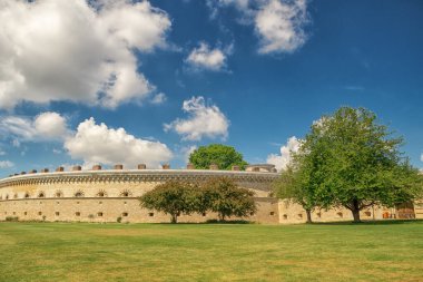 Almanya 'da bir parkta güzel bir yaz manzarası, Ingolstadt