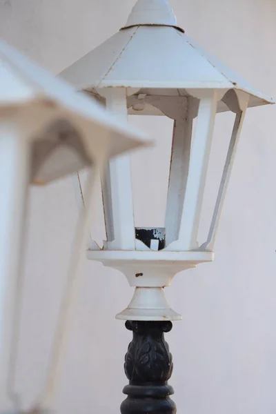 Vertical Shot White Lantern Metal Lattice — 스톡 사진