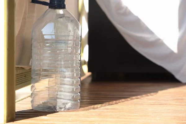 clear recyclable plastic bottles