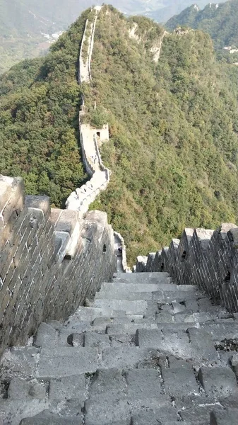 the great wall of the ancient city of china