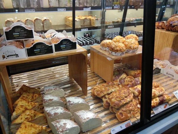 bakery shop, food, pastries, bread, cakes, sweets, and other products.