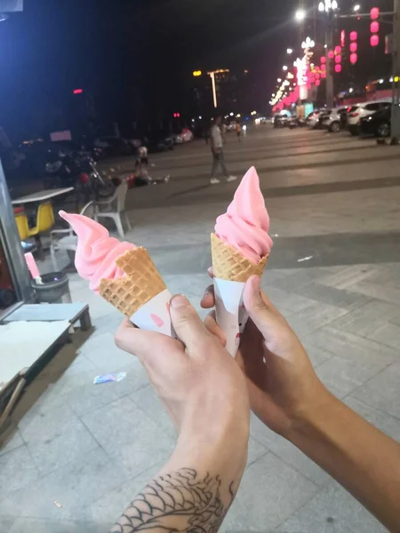 ice cream in the street