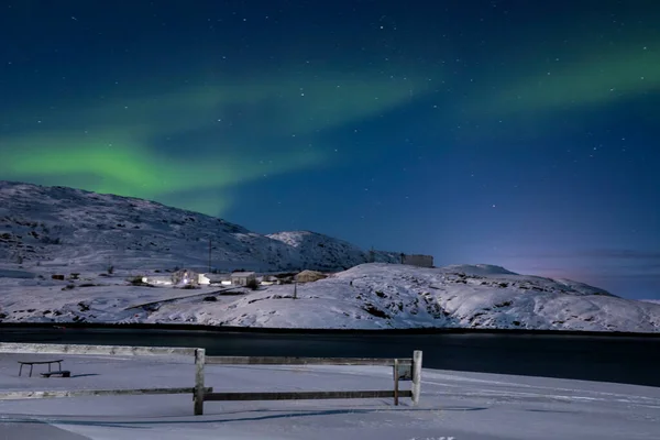 Aurora Boreale Montagna — Foto Stock