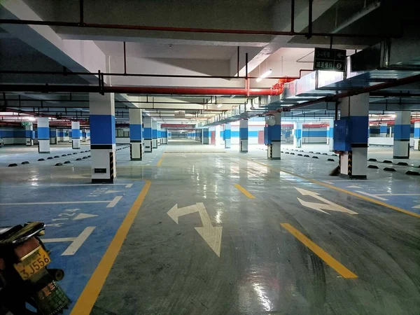 underground parking lot, empty space
