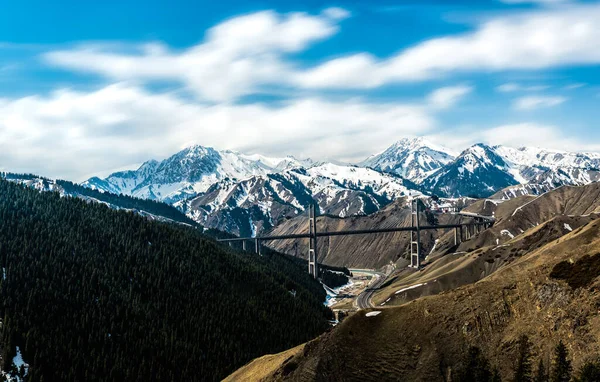 Dağların Güzel Manzarası — Stok fotoğraf