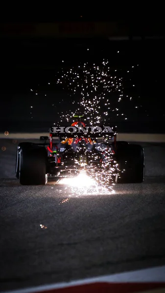 welding metal with sparks and smoke