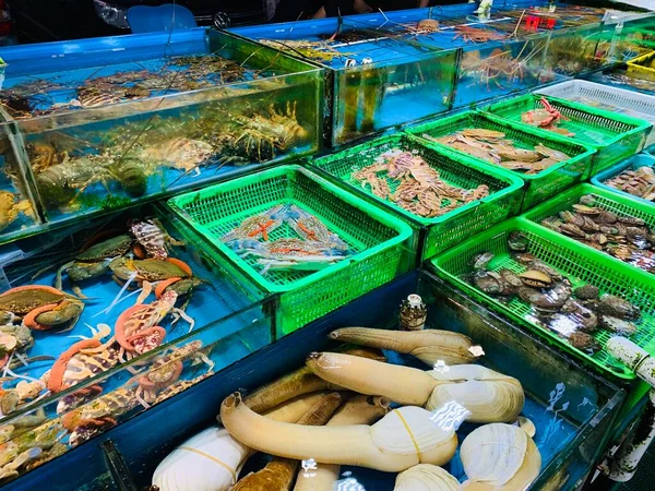 fish market in hong kong
