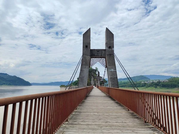 beautiful view of the sea and the bridge