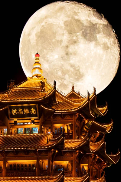 chinese new year\'s background with lanterns and moon