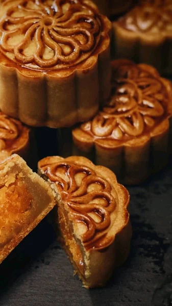 traditional chinese mooncake for mid autumn festival