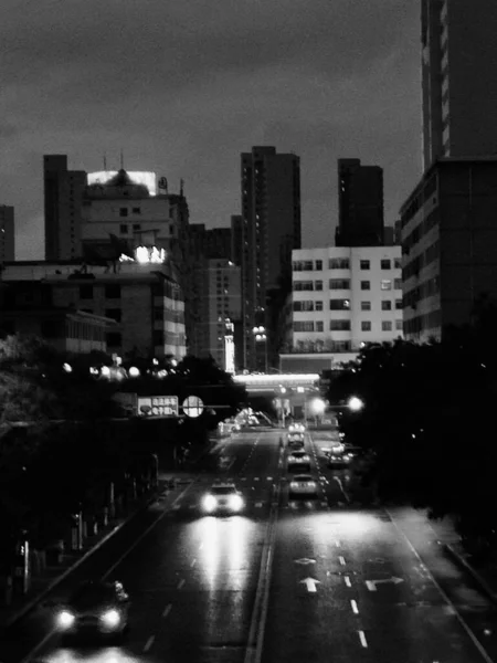 black and white photo of the city of manhattan