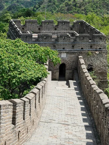 the great wall of the ancient city of china