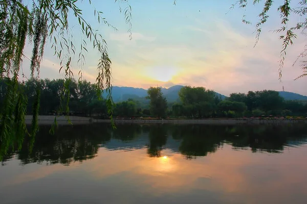 stock image beautiful sunset over the lake