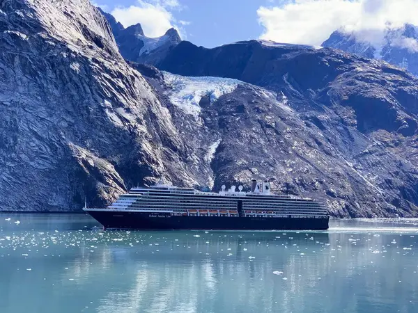 Schöne Aussicht Auf Den See Den Bergen — Stockfoto