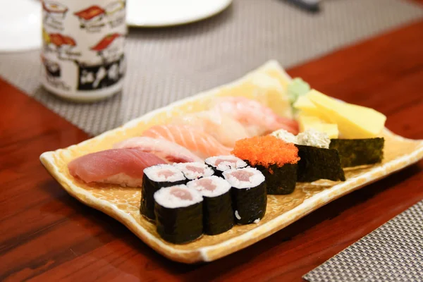 Sushi Tavola Legno — Foto Stock