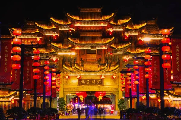 the chinese new year\'s night, the city of the most famous landmark in the evening