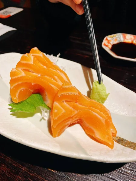 Rotolo Sushi Con Salmone Limone — Foto Stock
