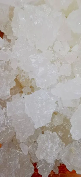ice crystals in the salt market