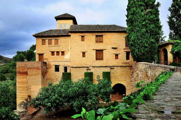 Alhambra z Granady. Nazarský monumentální komplex — Stock fotografie