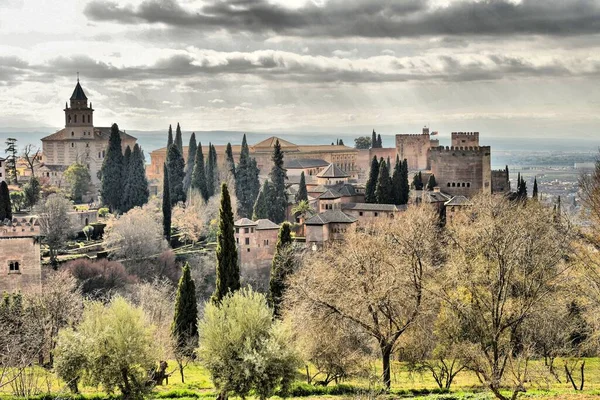 La Alhambra de Granada. Complejo monumental de Nazari — Foto de Stock