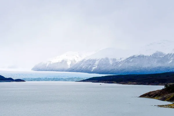 Glaciar Perito Moreno y Lago Argentina — Foto de Stock