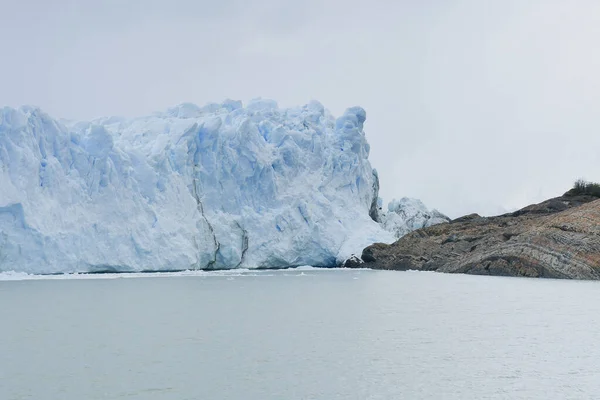 Ο παγετώνας Perito Moreno και η λίμνη της Αργεντινής — Φωτογραφία Αρχείου