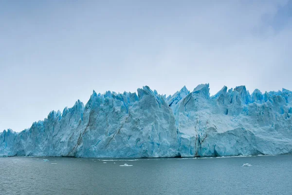 Ο παγετώνας Perito Moreno και η λίμνη της Αργεντινής — Φωτογραφία Αρχείου