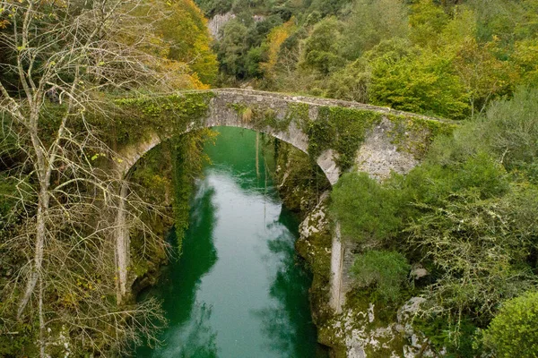 Ρωμαϊκή γέφυρα του Abandames. — Φωτογραφία Αρχείου