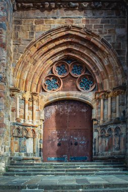 Cantabria 'nın dini ve dini mimarisi.