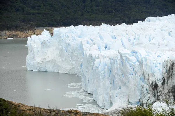 Льодовик Періто - Морено і озеро Аргентина — стокове фото