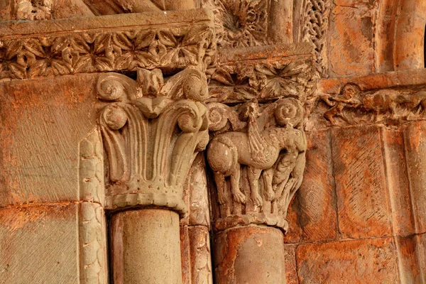Asturiens religiösa och kyrkliga arkitektur - Spanien. — Stockfoto