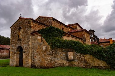Asturias 'ın dini ve dini mimarisi - İspanya.