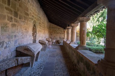 Cantabria 'nın iç kesimlerinde kırsal alanlar - İspanya