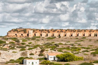 Menorca adasının savunma askeri mimarisi..
