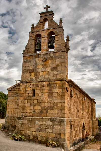 Poblacion Abajo Daki San Pelayo Romanesk Kilisesi — Stok fotoğraf