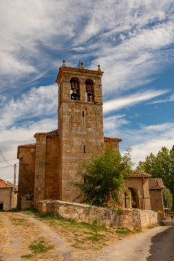 Vadi köprüsü - San Roque Kilisesi ve Santa Maria