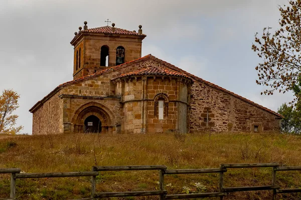 Paisagens e lugares religiosos da Cantábria. — Fotografia de Stock