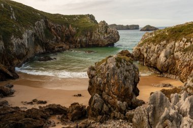 San Martin Plajı, Poo-Llanes