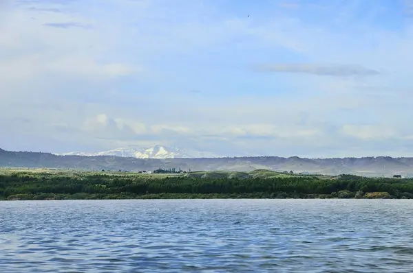 Le réservoir du Negratin, sur le cours de la rivière Guadiana Menor. — Photo