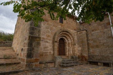 Ruijas de Valderredible 'deki San Pedro Roma Kilisesi