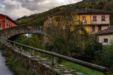 Asturias, Villoria 'nın Roma köprüsü
