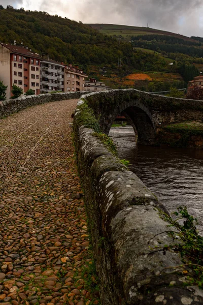 Ρωμαϊκή γέφυρα Cangas de Narcea, Αστούριες — Φωτογραφία Αρχείου