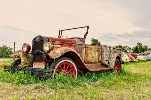 Verlaten en versleten oude voertuigen in Uruguay — Stockfoto