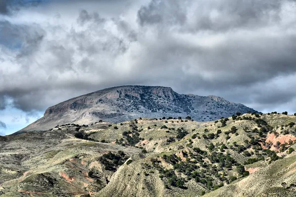 Landschaft der Getreideweiden des östlichen Gebirges - Granada — Stockfoto