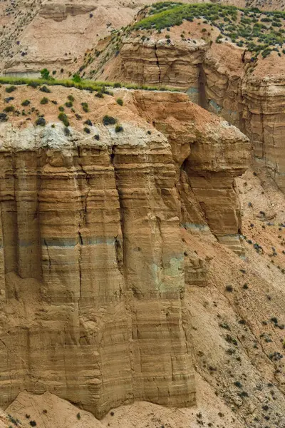 Crests and cliffs of the Badlands of Gorafe - Granada. — Stockfoto