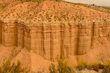 Gorafe 'nin Çorak Toprakları' nın tepeleri ve tepeleri - Granada.