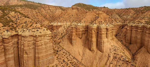 Crests and cliffs of the Badlands of Gorafe - Granada. — Stockfoto