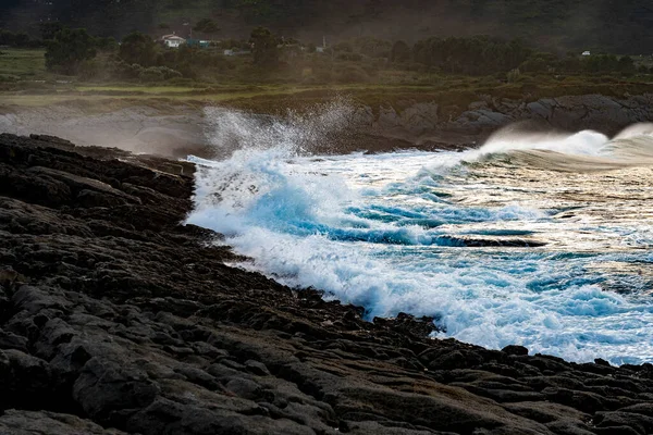 Paisaje costero en Cantabria en el norte. — Foto de Stock